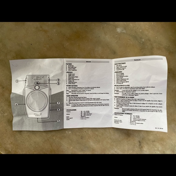 Vintage Philco Beach Boy Transistor Radio - Picture 7 of 8